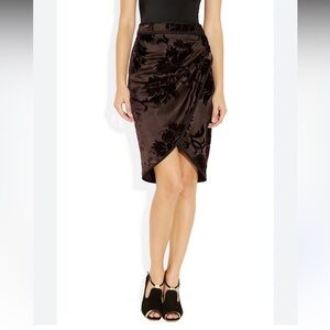 GUCCI Burnout Velvet Satin Wrap Skirt Floral Size 42